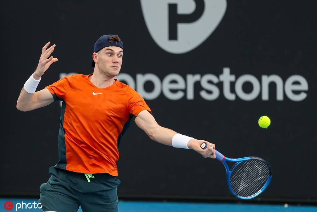 两记果断的 两记果断的