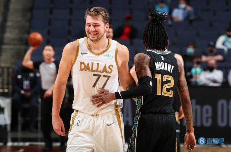 这支由两男 这支由两男