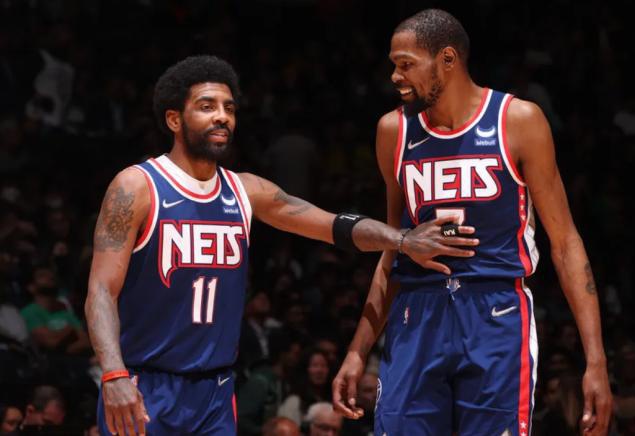 持社媒热度 持社媒热度